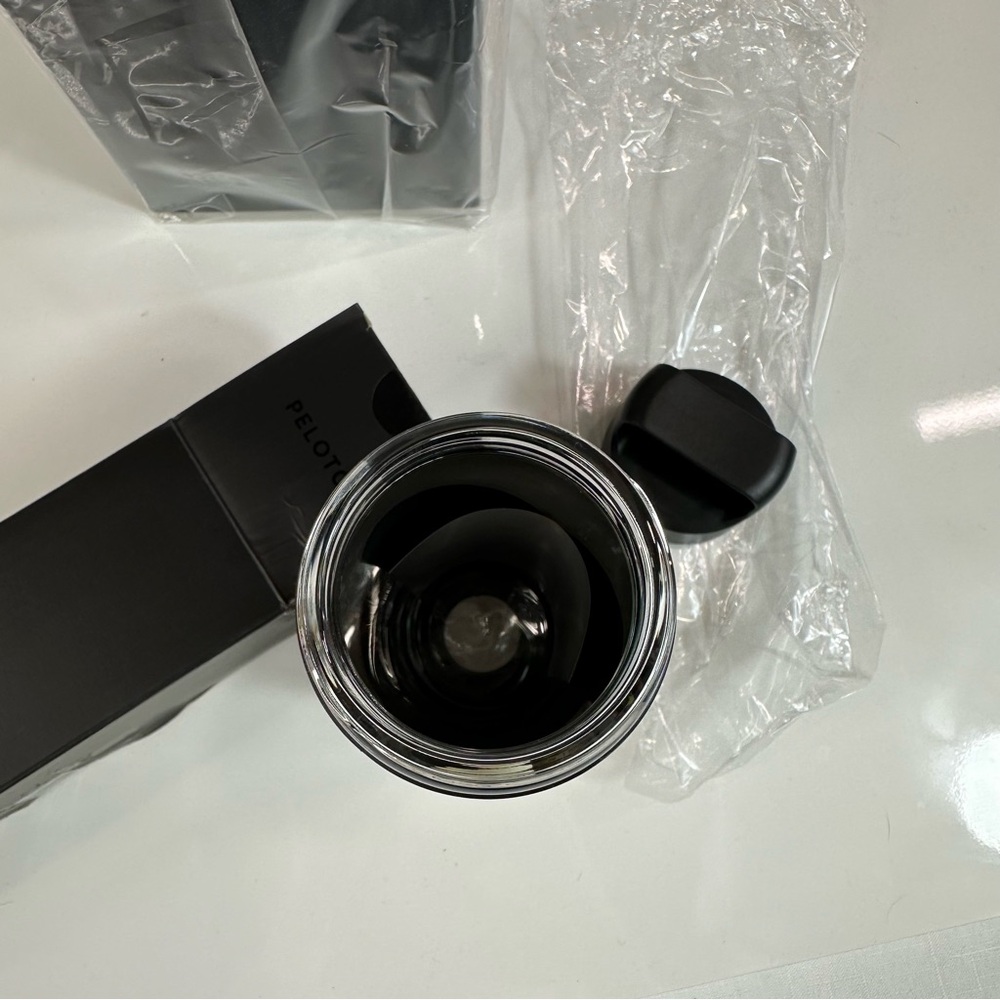 PELOTON water BOTTLE glass BLACK WHITE large mouth opening PELOTON accessories - Picture 7 of 8